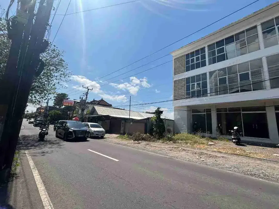 di jual ruko besar di jl utama tkd balian renon dkt sanur - Image 2 of 4