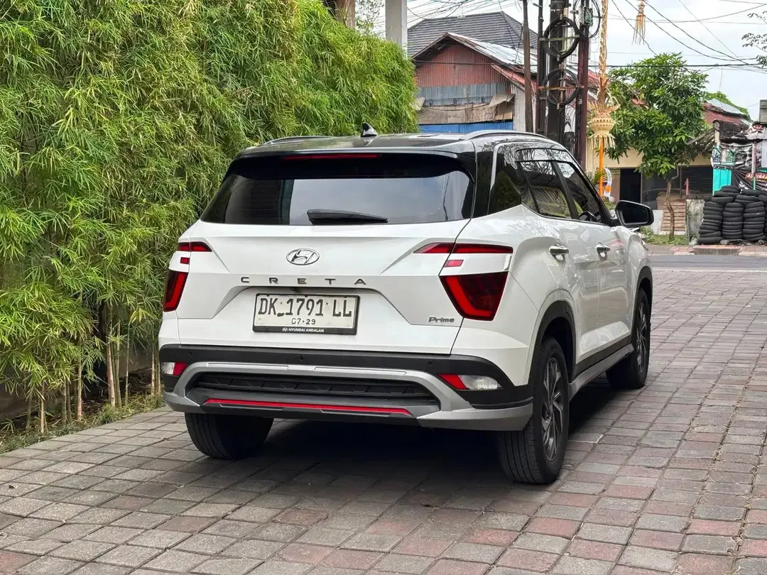 Hyundai Creta Prime AT 2023 Two Tone Putih - Image 4 of 10