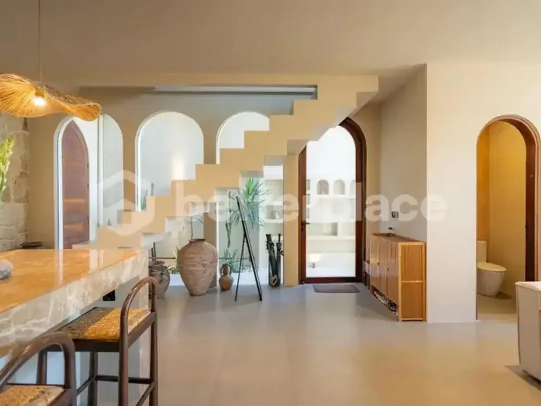 Modern Tropical Villa in Canggu Pererenan 2 Bedrooms with Prime Investment Potential - Image 2 of 10