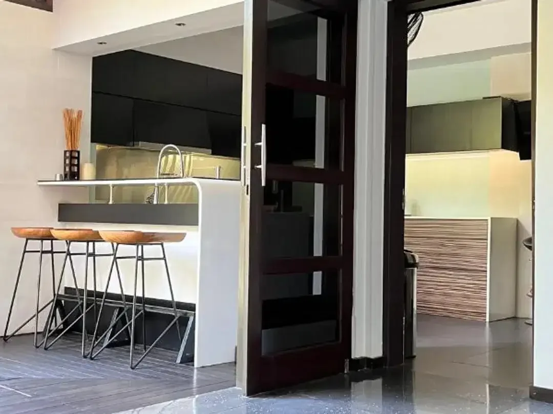 VILLA MEWAH 2 LANTAI DI PURI GADING JIMBARAN BADUNG, BALI - Image 6 of 10