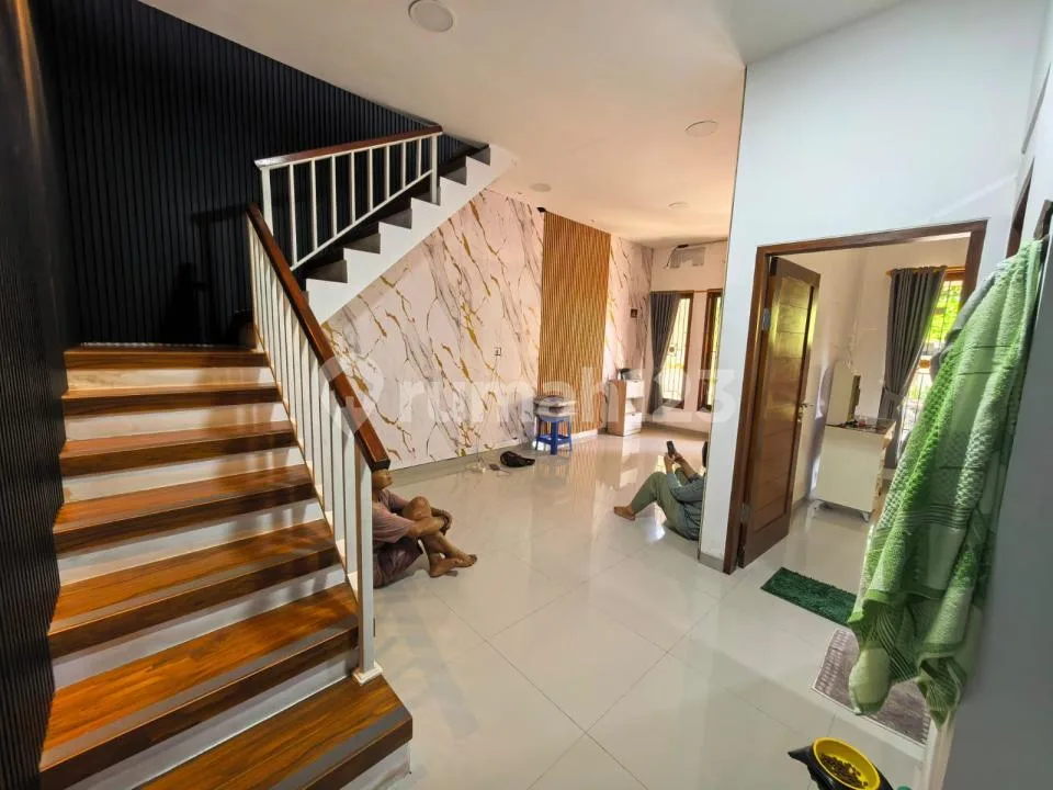 Rumah Dua Lantai Tukad Badung Renon - Image 4 of 4