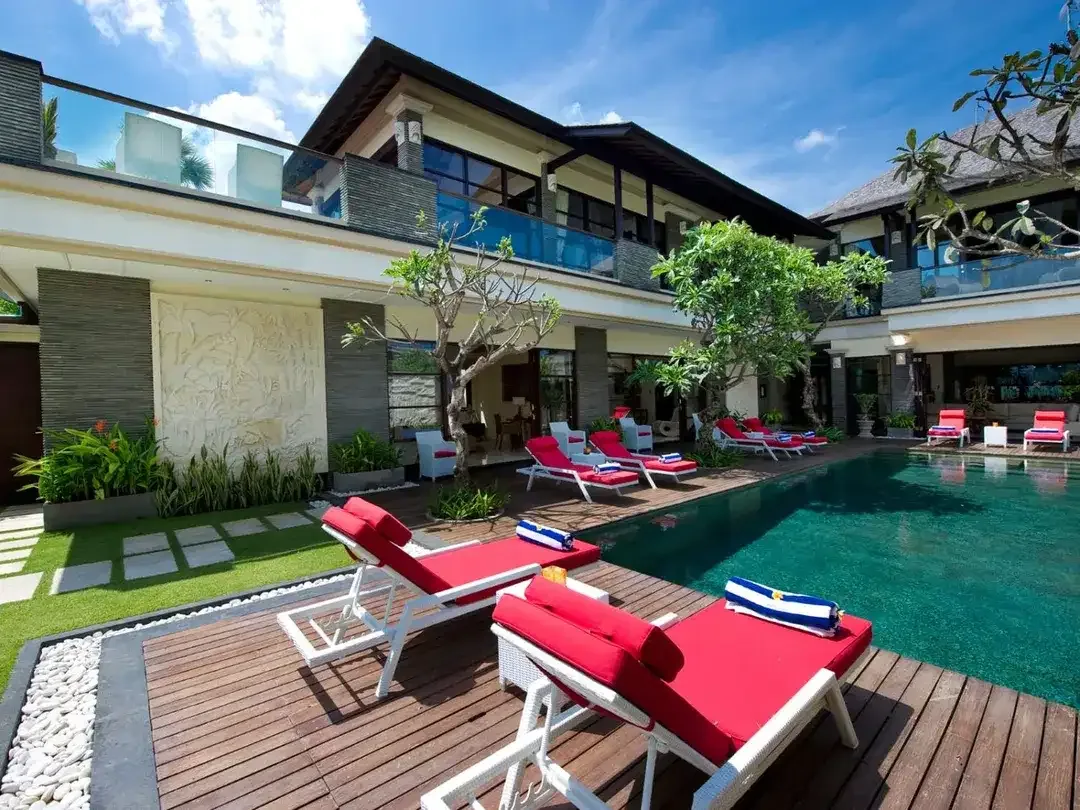Villa Luxury Balinese Modern Pantai Batu Belig Seminyak Badung Bali - Image 1 of 10
