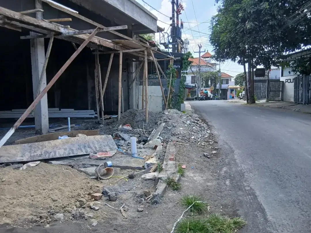 DISEWAKAN — RUKO COMPACT 45M2 DI LOKASI STRATEGIS UMALAS - Image 1 of 5