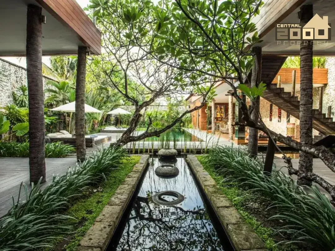 For Sale / Freehold : Luxury Villa, Pantai Petitenget, Seminyak, Bali - Image 3 of 10