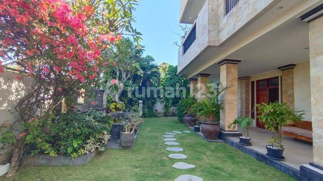 Rumah Mewah Murah Full Furnished Dekat Pantai Gianyar Denpasar - Image 3 of 4