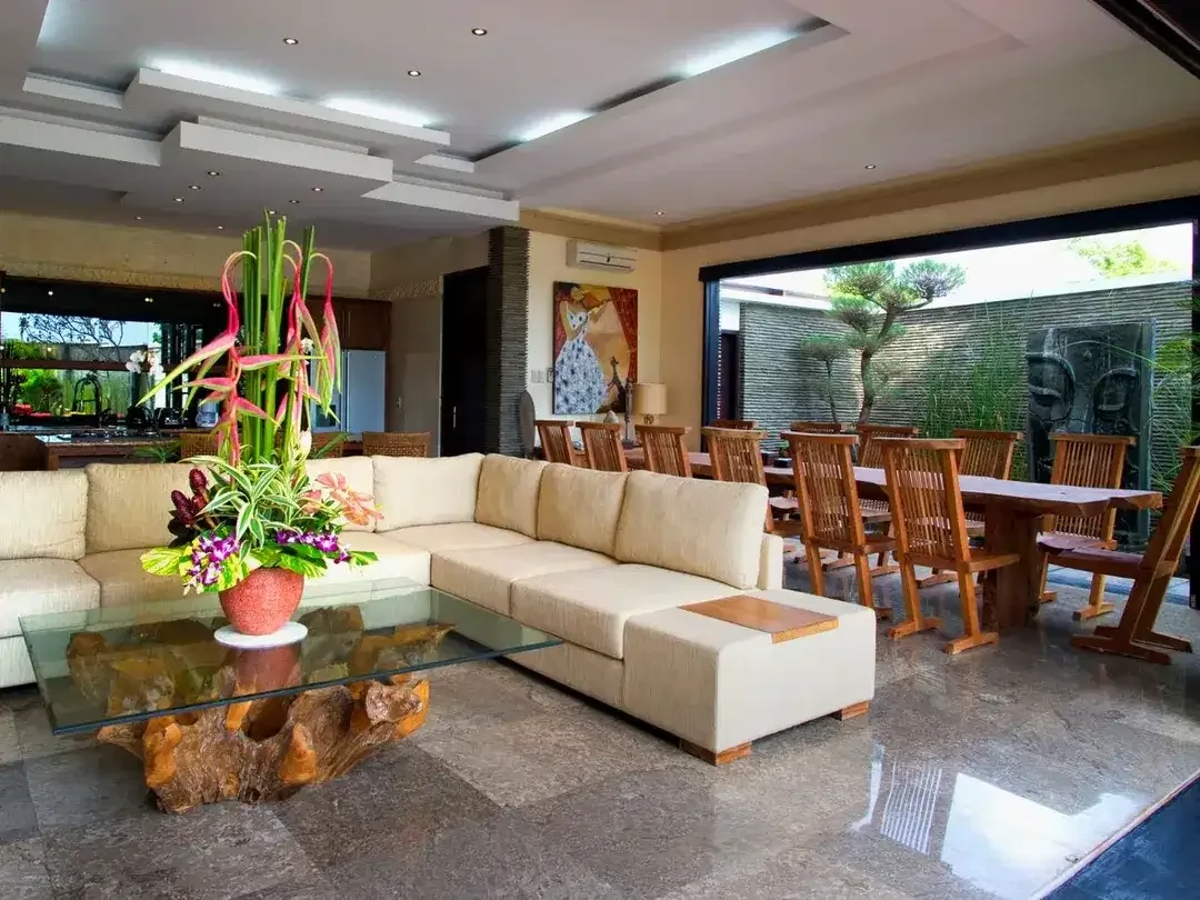 Villa Luxury Balinese Modern Pantai Batu Belig Seminyak Badung Bali - Image 7 of 10