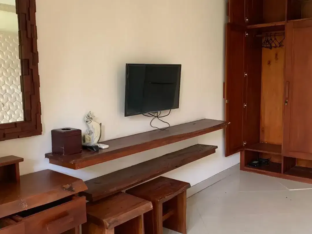 AVAILABLE NOW!  Disewakan Villa 2 Bedrooms Lokasi di Jl Blongkeker, Puri Gading Jimbaran - Image 6 of 10