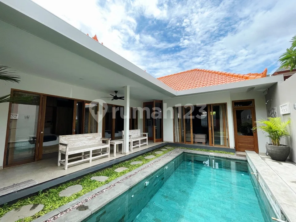 Villa Minimalis di Area Jalan Pungutan , Sanur Beach Side ...3 Menit ke Icon Mall , 4 Menit ke Hotel Andaz dan 5 Menit ke Pantai Sindu Sanur - Image 3 of 4