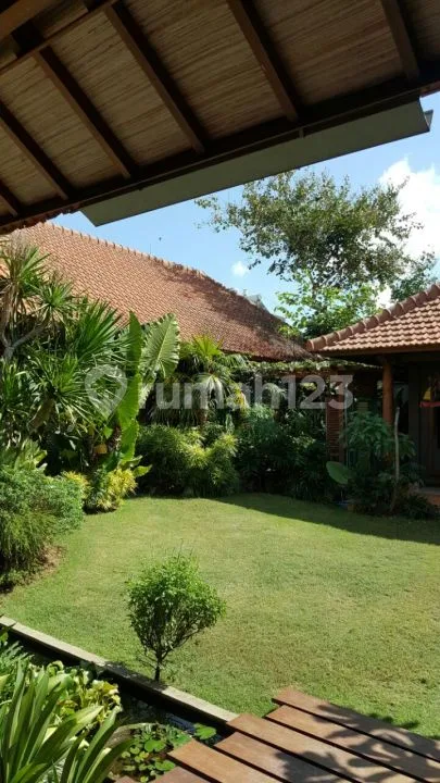 Spacious And Full Of Greenery 5 Bedroom Villa In Umalas - Image 1 of 4