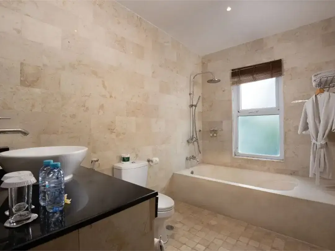 Freehold Resort Villa Pinggir Seminyak SHM - Image 5 of 10