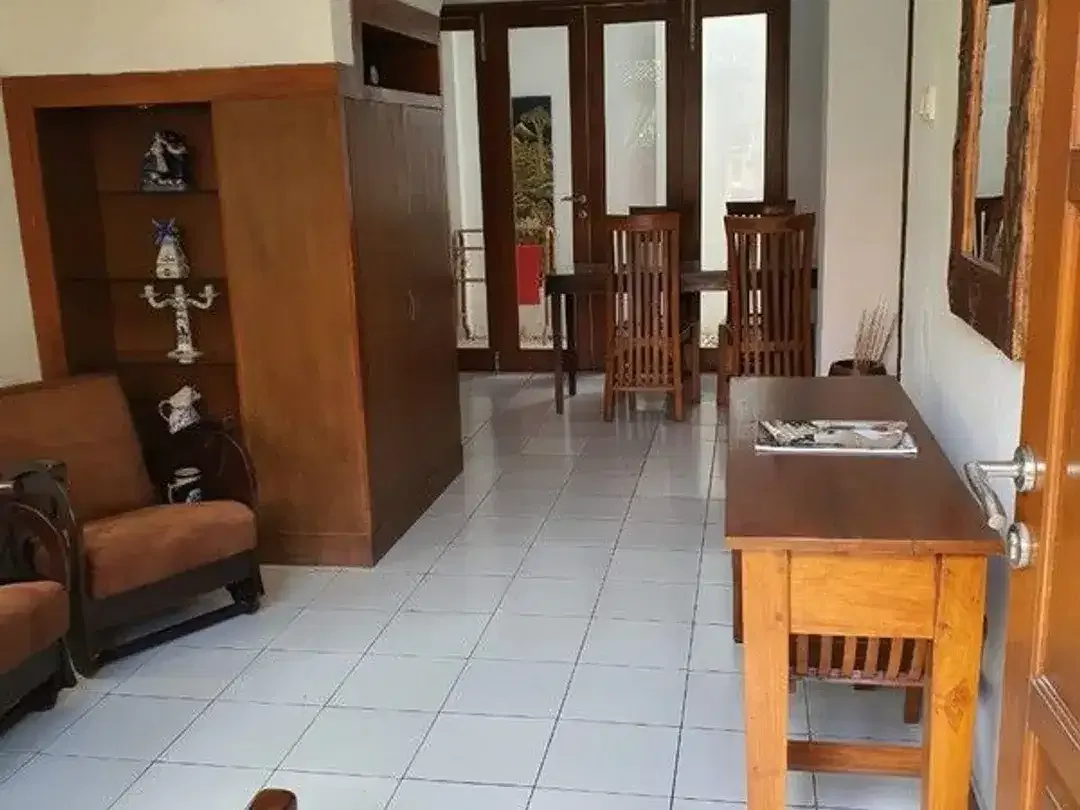 Freehold - Ideal Family Living Home in Nusadua, Jimbaran - BALI - Image 3 of 8