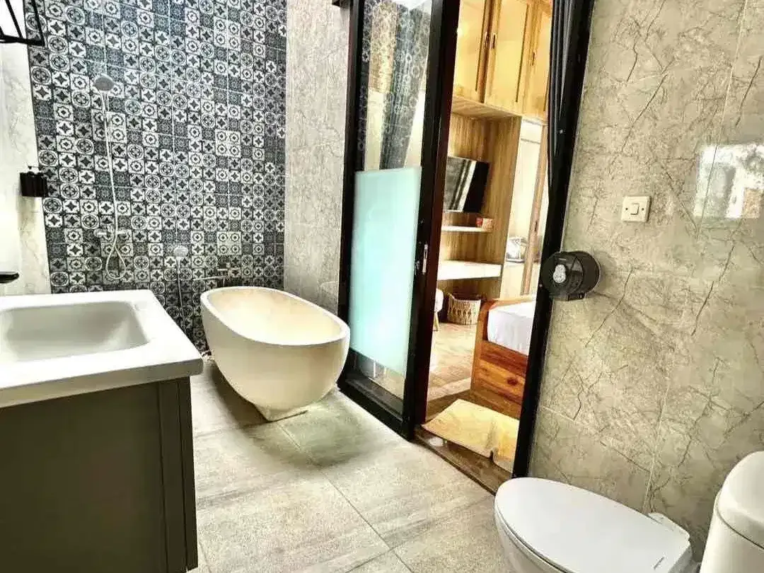 For sale

Villa lantai 1 pandawa nusa dua kuta selatan - Image 8 of 10