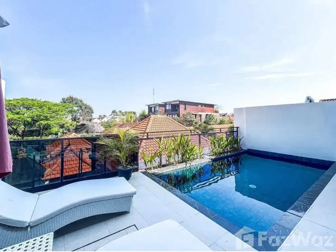 3 Bedroom Villa for sale in Seminyak, Bali - Image 2 of 10