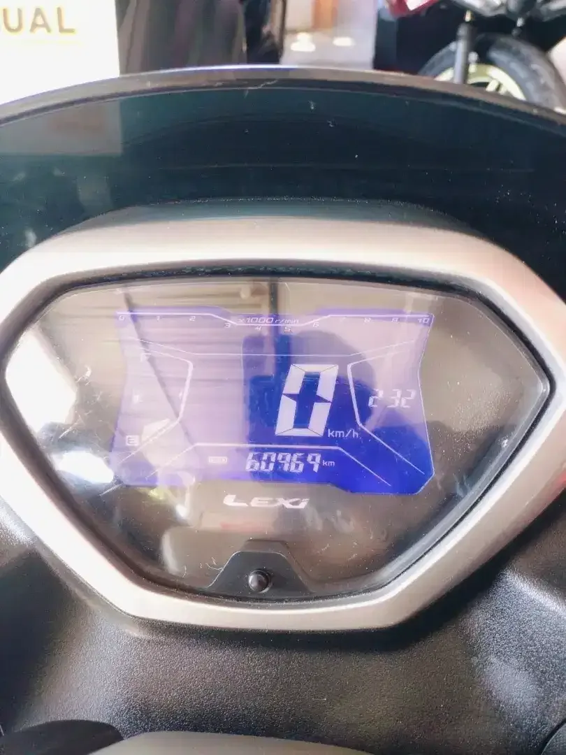 Lexi 2019 putih bisa kredit DP 4jt Deva motor - Image 8 of 8