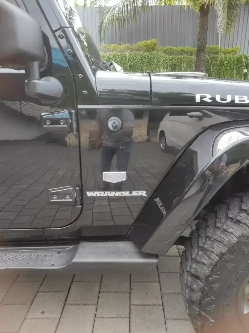 Wrangler sahara 3.8 AT 4x4 70th anniversary - Image 4 of 9