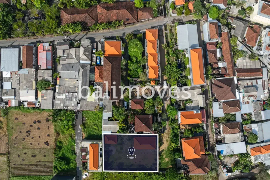 Rumah Satu Kamar Tidur Dengan Halaman Yang Luas Di Sanur - Image 2 of 10