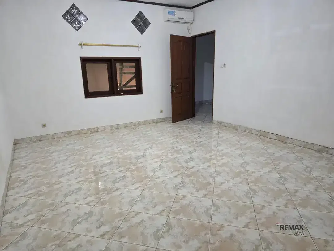 Hunian Nyaman dan Strategis Dijual di Pemogan Area - Image 3 of 5