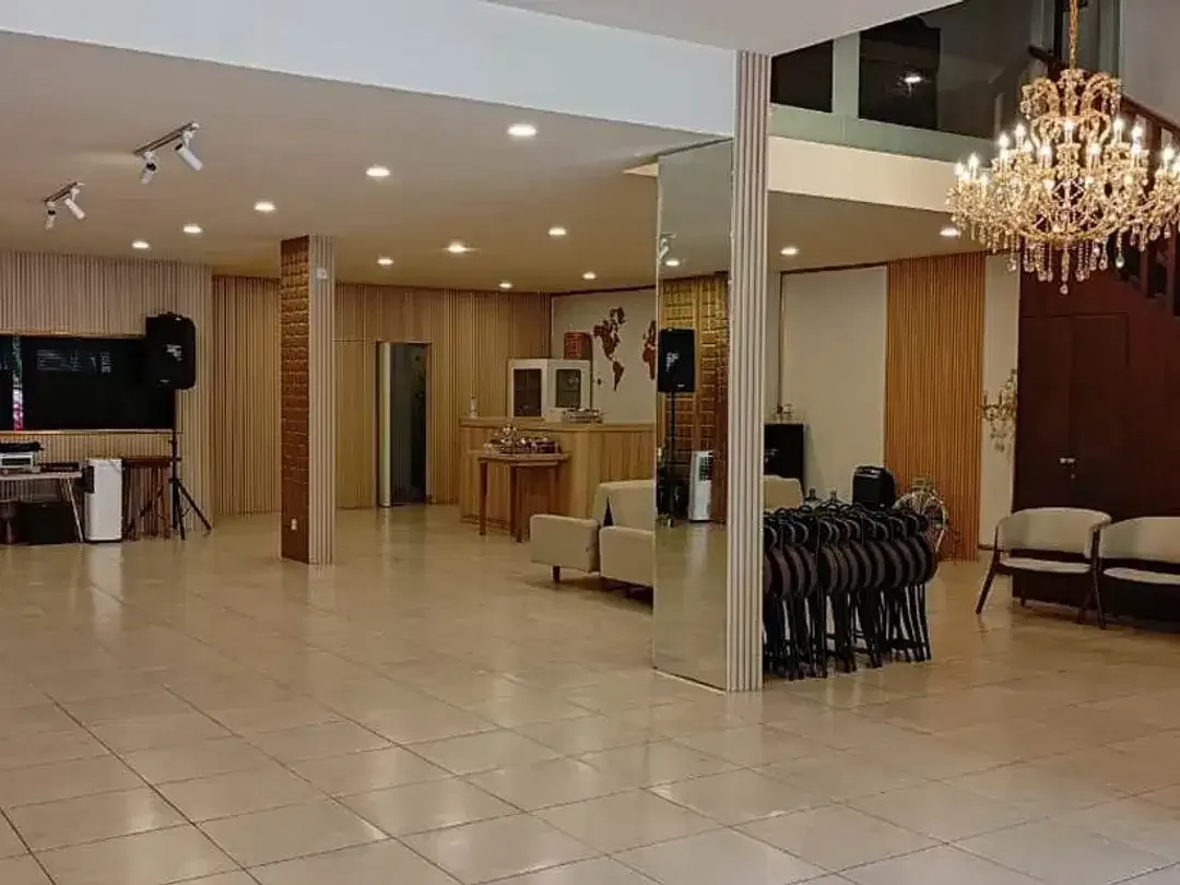 Premium Shophouse For Rent, In Jimbaran Area - Image 2 of 2