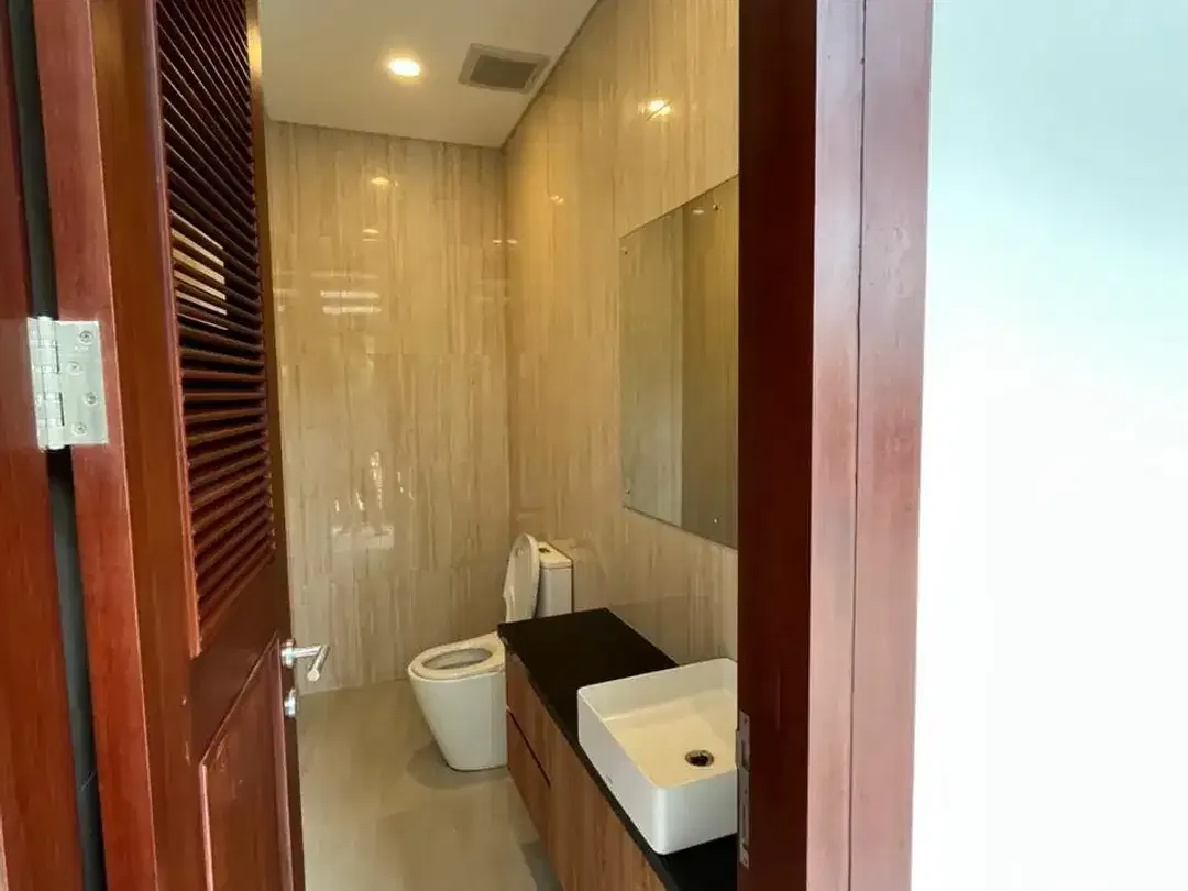 LUXURY 4BEDROOM VILLA PERERENAN CANGGU - Image 6 of 9