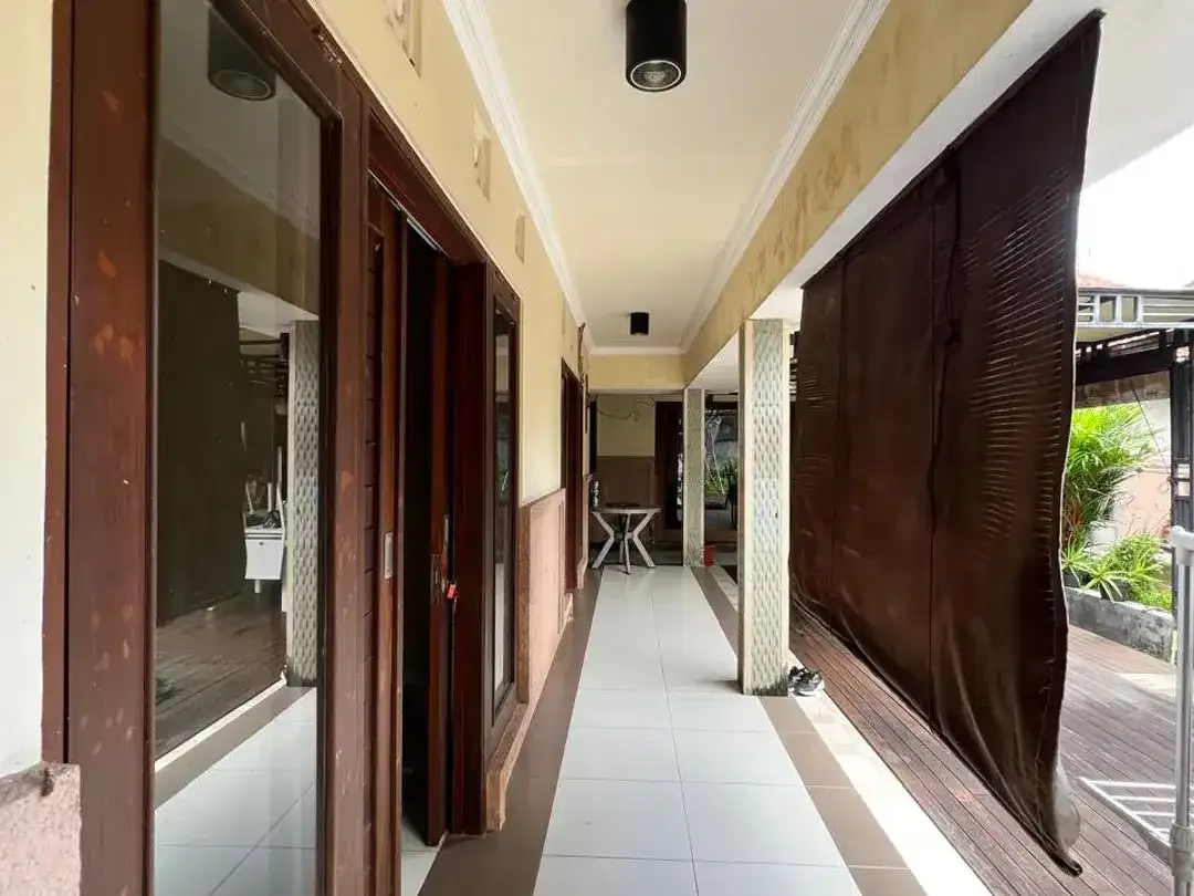 DIJUAL VILLA MURAH DI TUMBAK BAYUH – CEPAT LAKU! ( JK / LM ) - Image 3 of 10