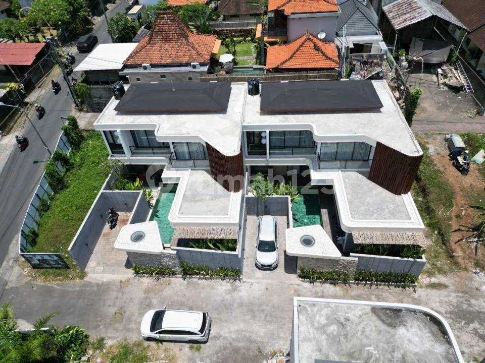 Brand New Modern Villa 3 Bedrooms 200m2 In Munggu Near Tumbak Bayuh Canggu - Image 1 of 4