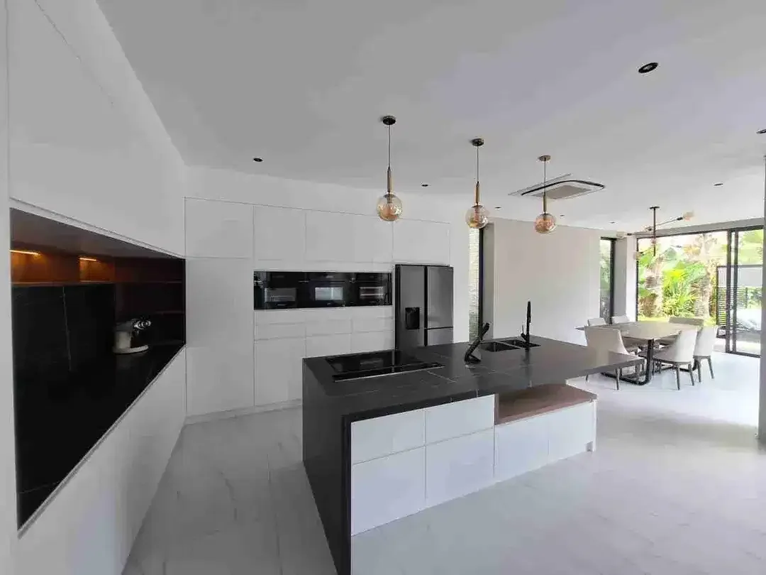 Luxury Villa Baru 3 Lantai Ocean View Jimbaran - Image 4 of 10