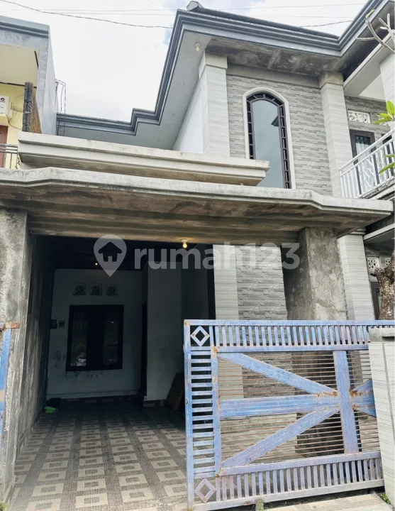 Disewakan - Rumah 2 Lantai di Nusa Dua, Lokasi Strategis! - Image 3 of 4