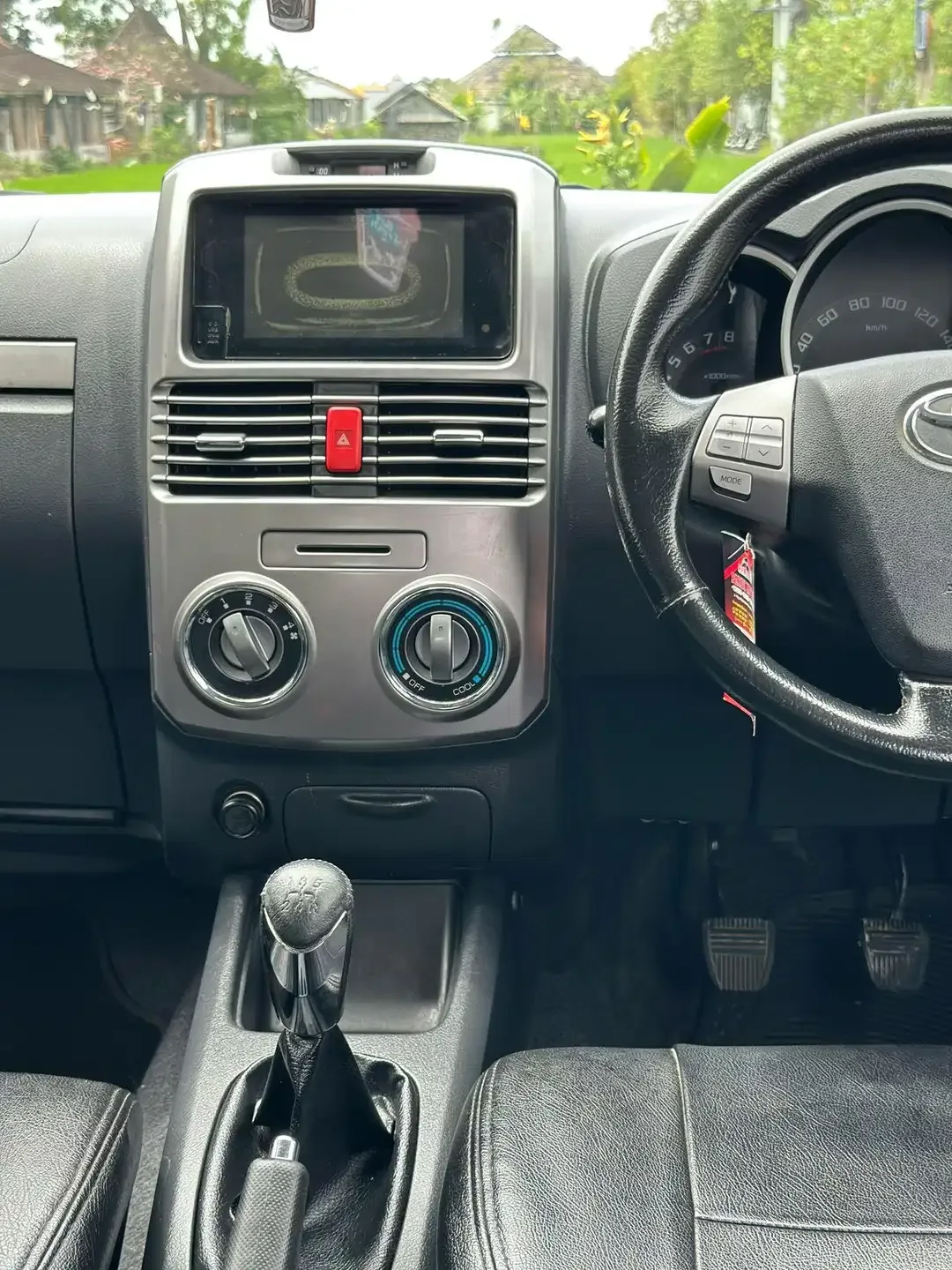 RUSH S TRD SPORTIVO MANUAL 2015 PUTIH PLAT DK - Image 8 of 10