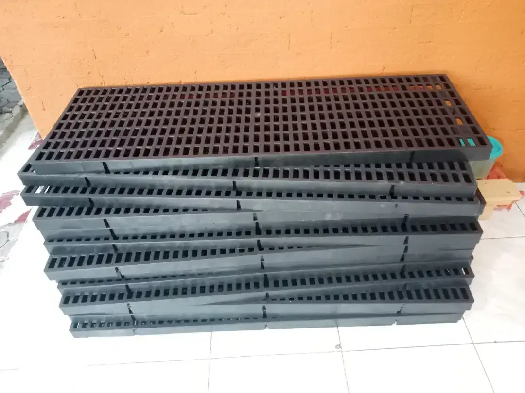 Tatakan kandang - Image 2 of 3
