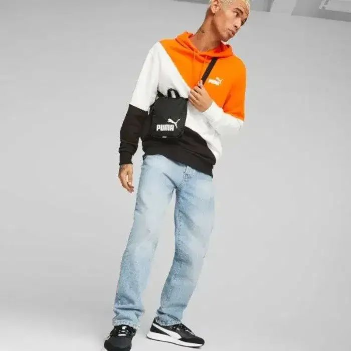 Tas Puma Sportswear Phase Portable Tas Selempang Olahraga Original - Image 4 of 4