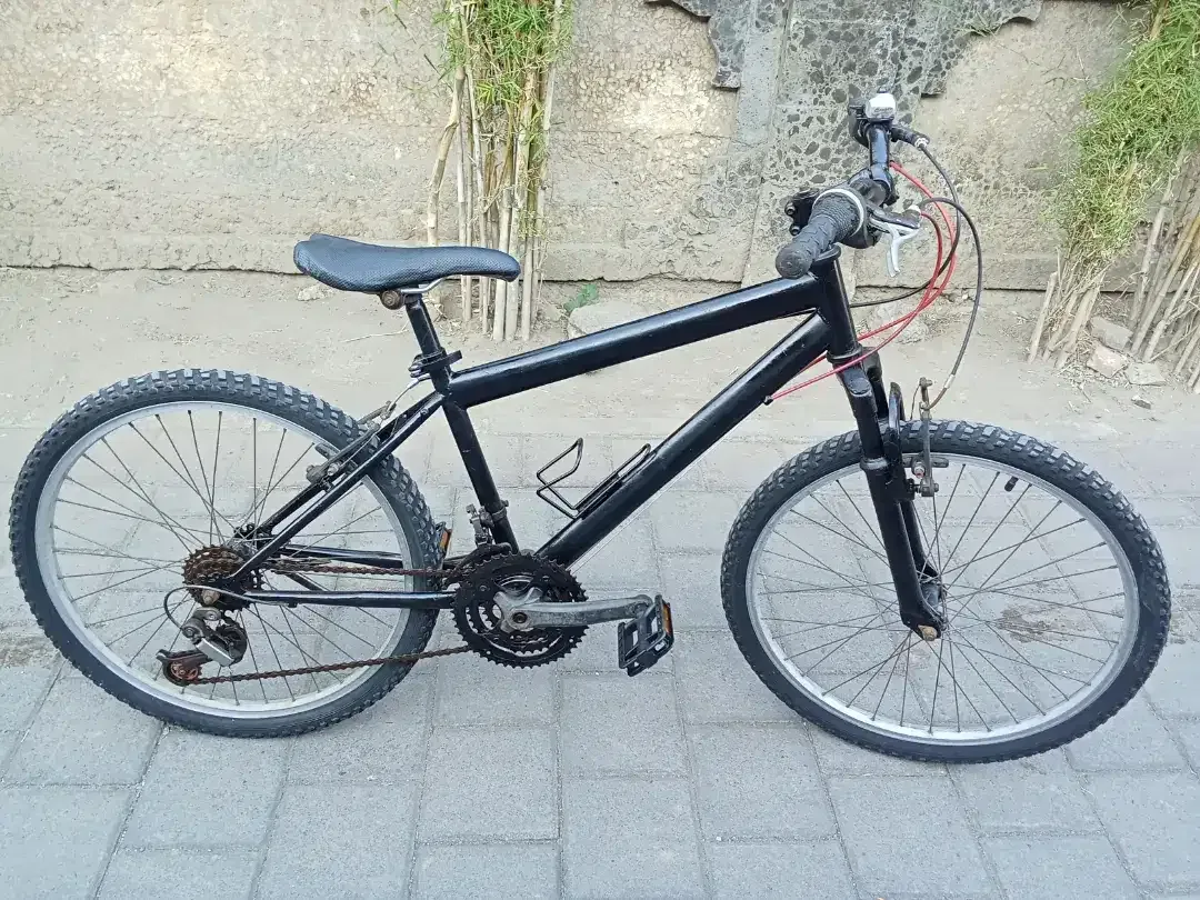 Sepeda MTB R 24 3x6 speed - Image 1 of 5