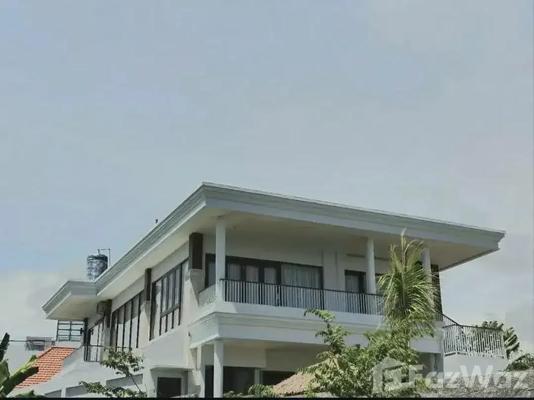 5 Bedroom House for sale in Canggu, Bali - Image 2 of 9