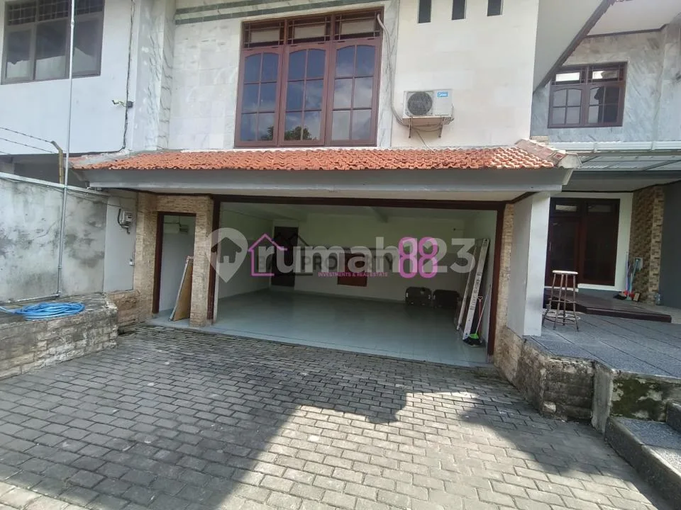 Sewa Rumah Panjer Denpasar Selatan LT 300 M2 - Image 1 of 4