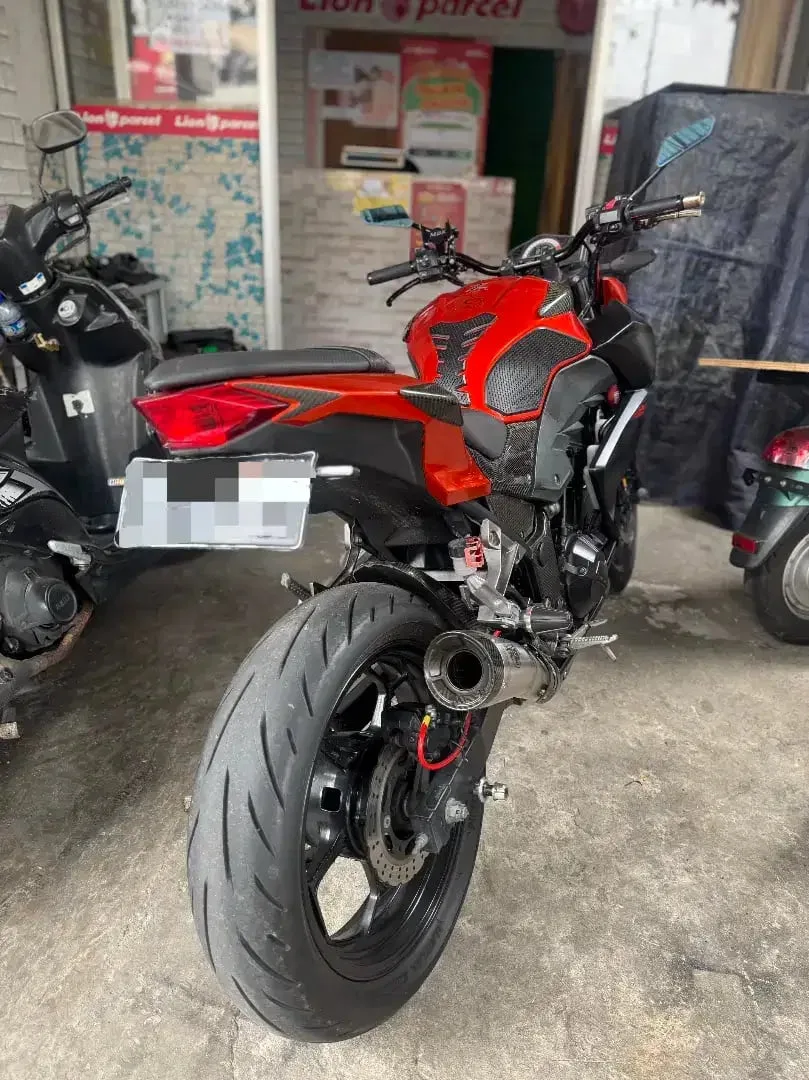 Jual Motor Kesayangan Kawasaki Z250 - Image 1 of 6