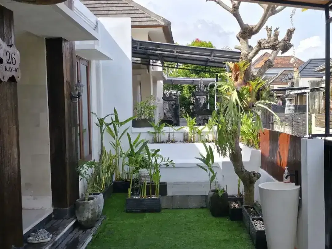 Dijual Rumah 3 Kamar Tidur Di Lokasi Strategis Area Sanur Bali - Image 3 of 8