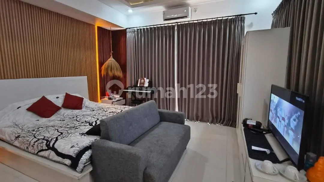 Villa Dekat Pantai Kolam Furnished Siap Huni Strategis di Ungasan - Image 3 of 3