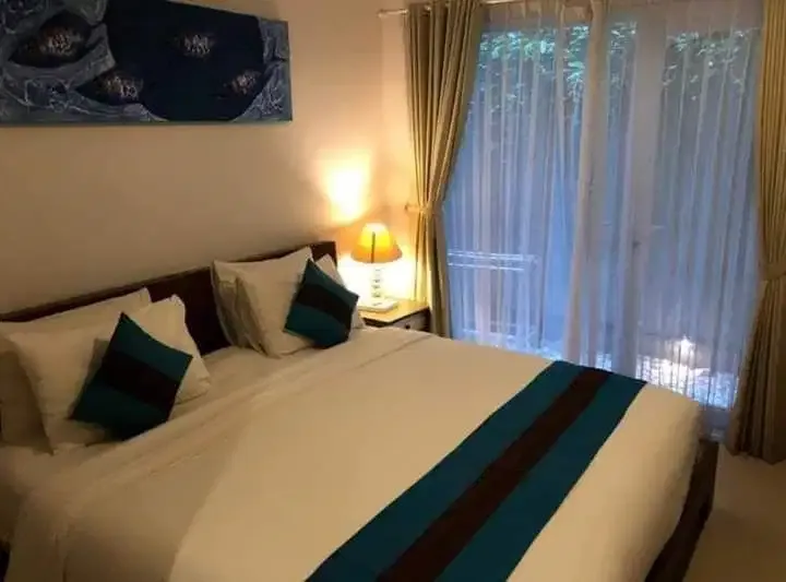 For Sale Hotel Bintang 3 Lantai 3 Petitenget Seminyak - Image 7 of 10
