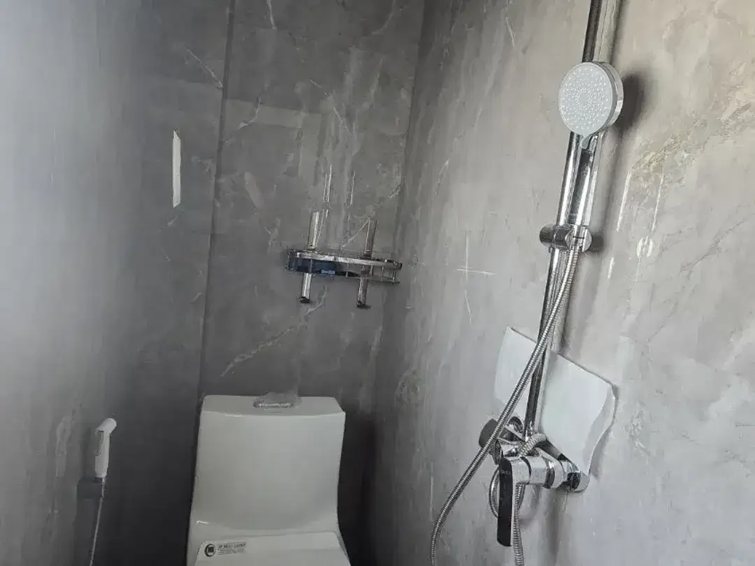 Rumah Baru Semi Furnished Disewakan Area Denpasar Selatan - Image 5 of 10