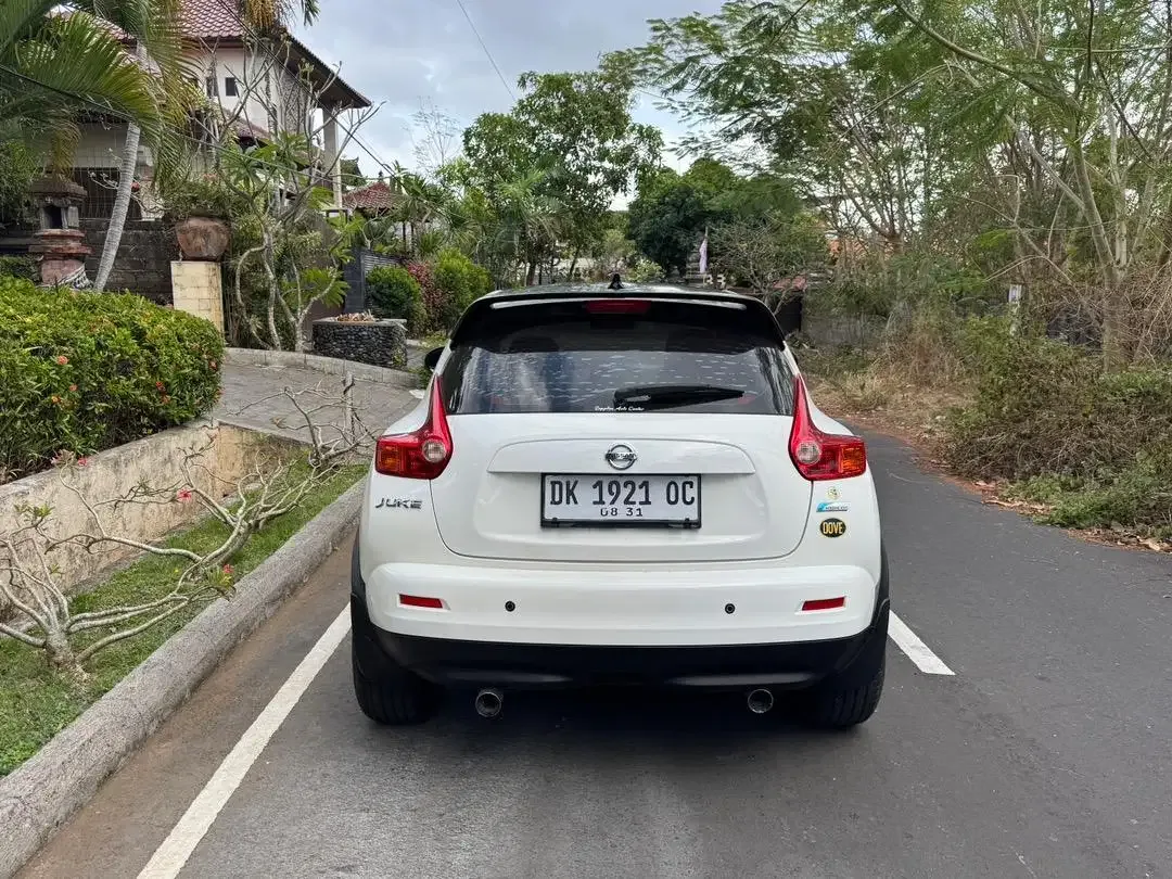 Nissan Juke 1.5 RX Matic 2011 Putih, Plat DK Asli, Tangan Pertama! - Image 5 of 10