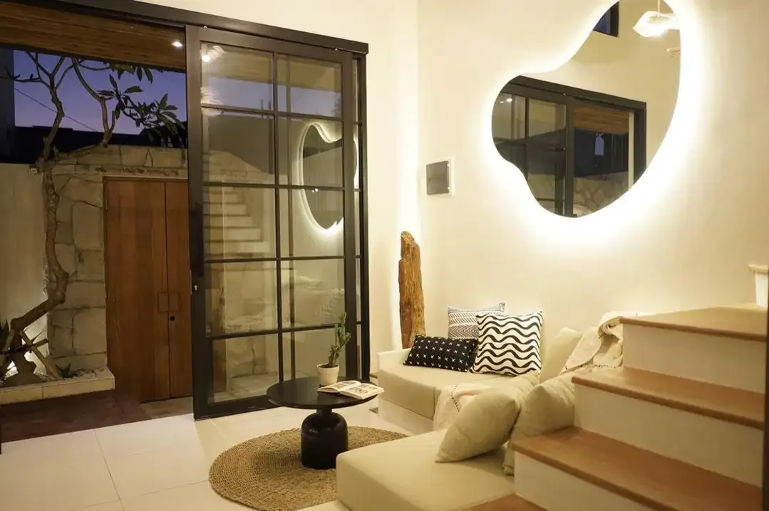 villa di seminyak kuta,furnish,lokasi sangat strategis,dkt jln utama - Image 4 of 10
