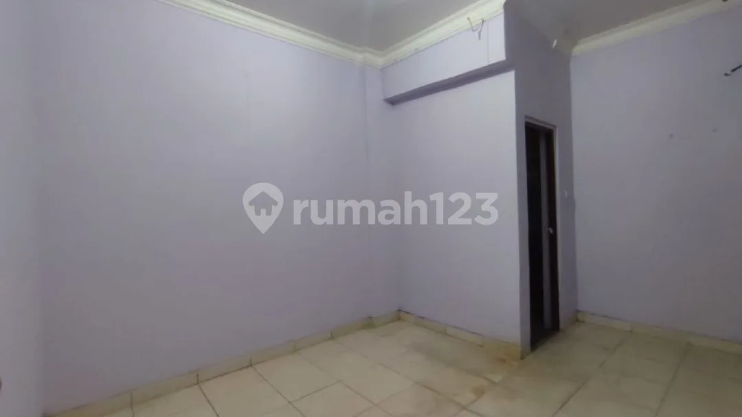 Ruko 4 Lantai di Kawasan Bisnis yang Ramai di Kuta Badung - Image 2 of 4