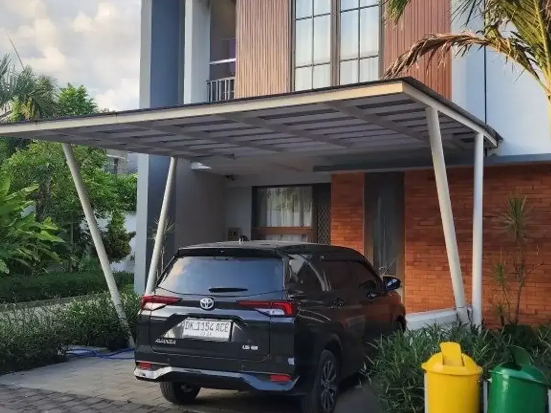 Dijual rumah ready unit fully furnished di perumahan elite one gate system dengan fasilitas club house - Image 7 of 10