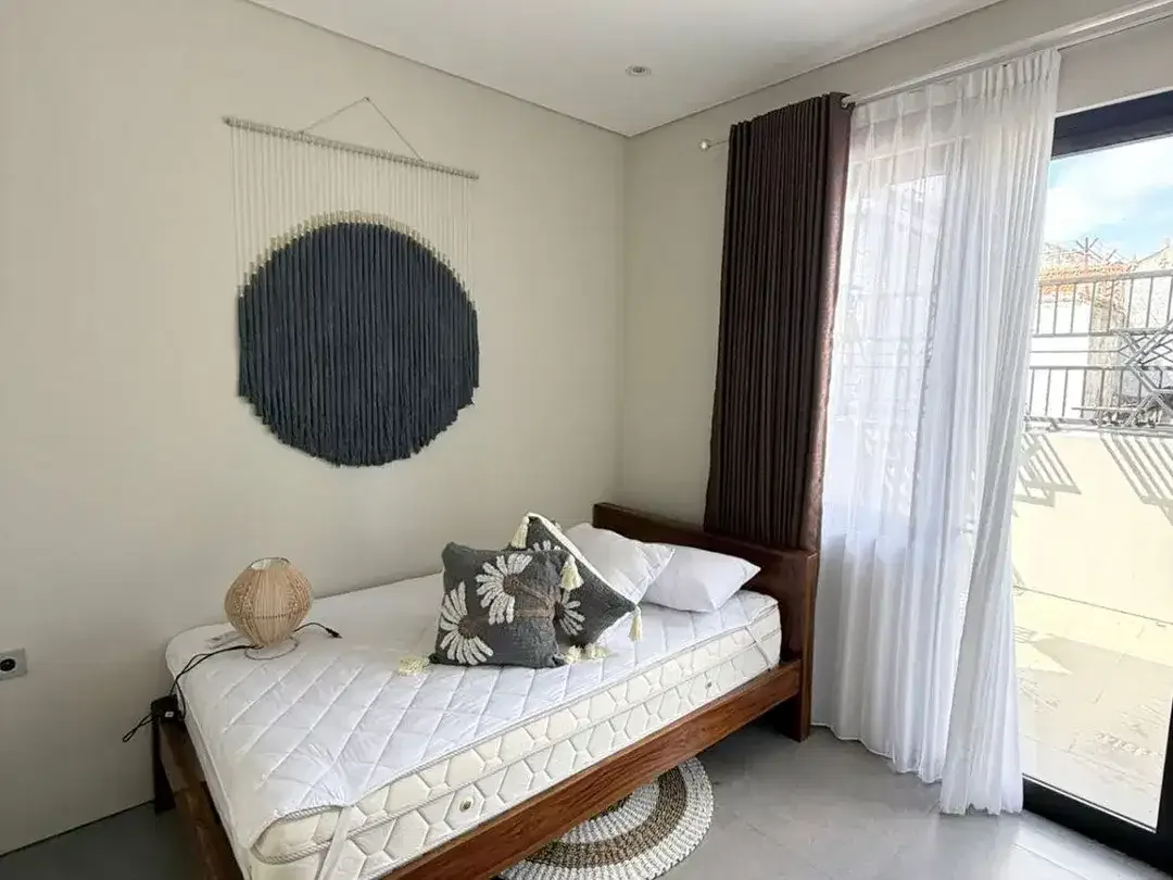 DIJUAL RUMAH SEMI VILLA STRATEGIS – PURI GADING, JIMBARAN - Image 4 of 10