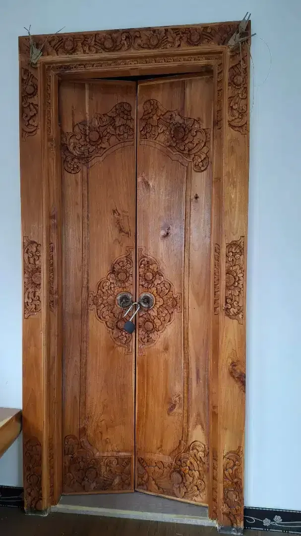 Dijual daun pintu ukir kayu jati belah dua - Image 1 of 5
