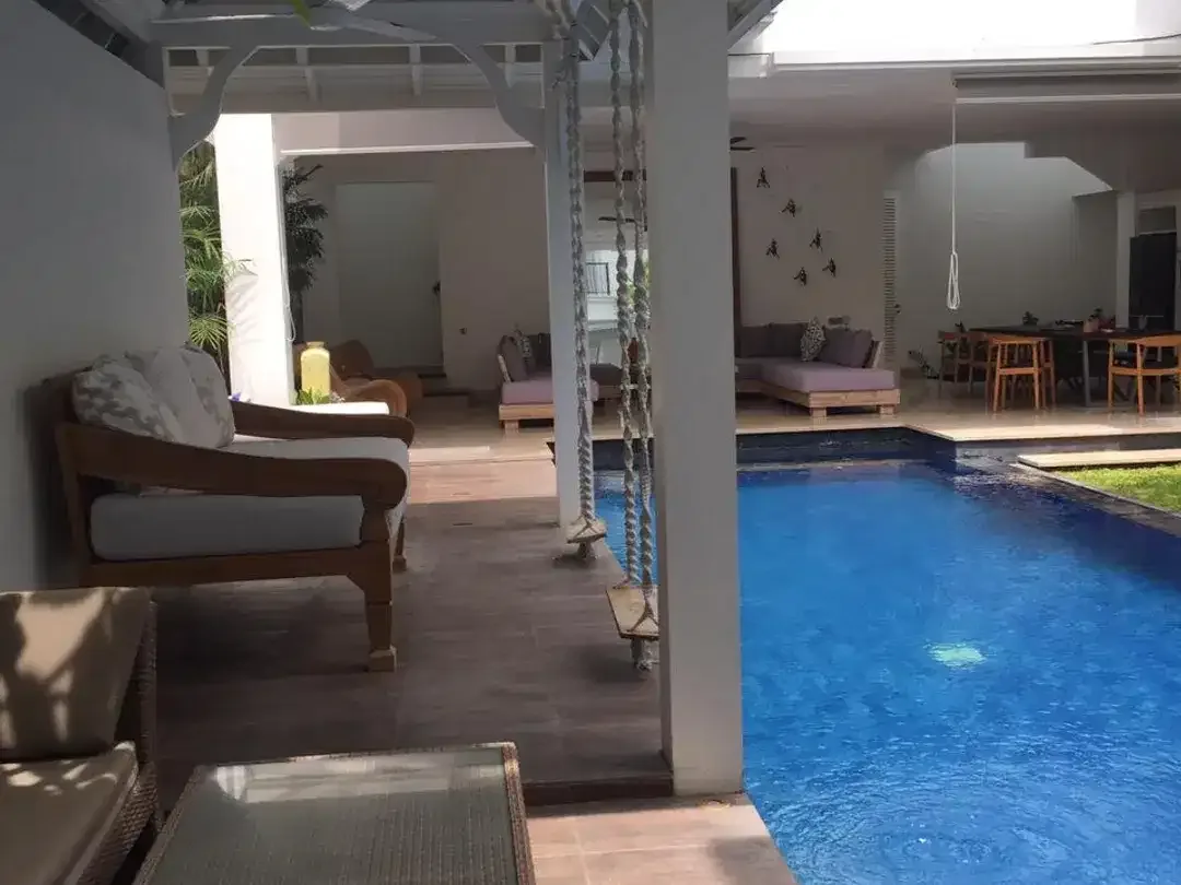 Villa Pantai Berawa Canggu Badung Bali - Image 3 of 10