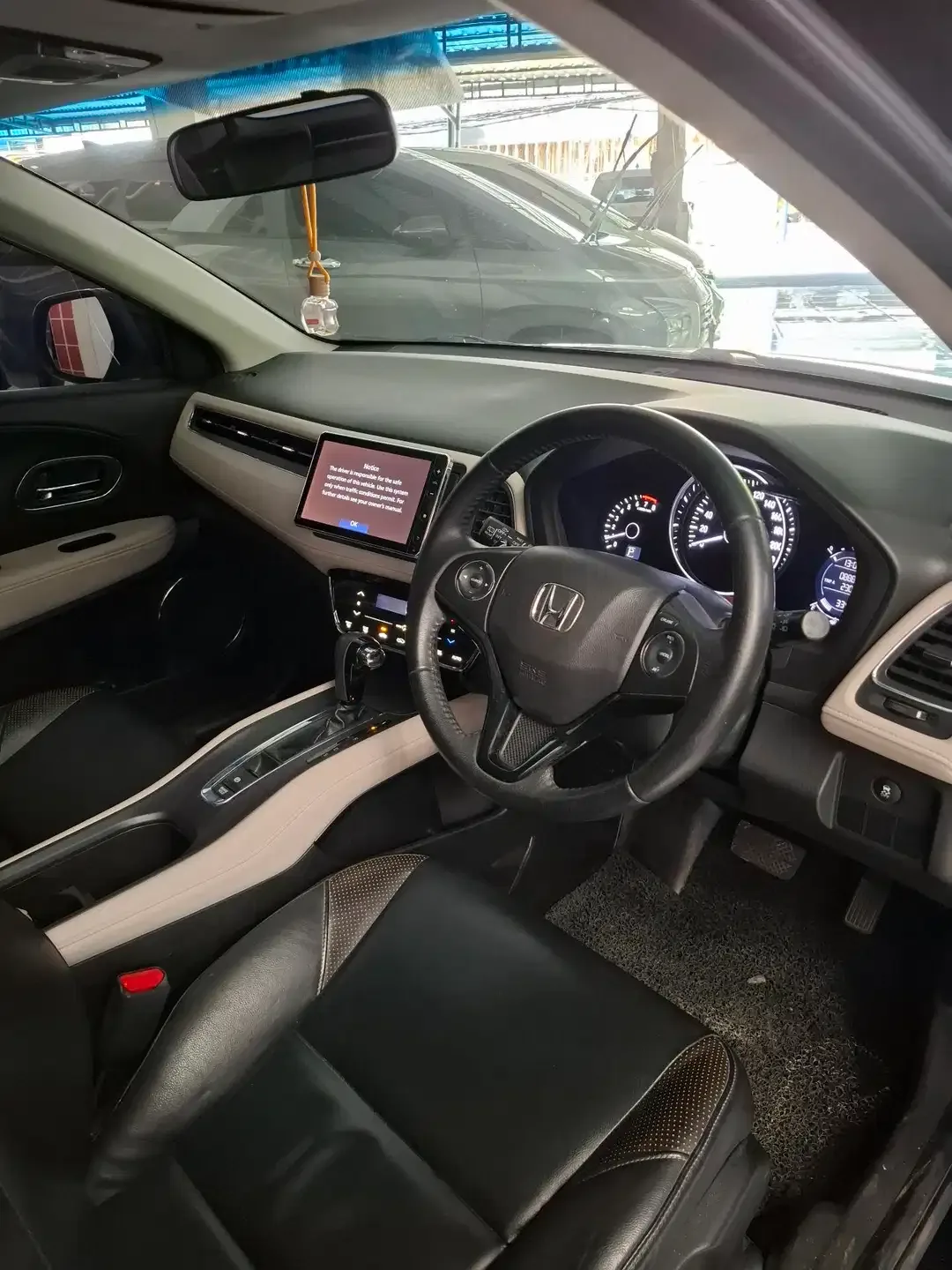 Honda HRV 1.8 Prestige - Image 6 of 7