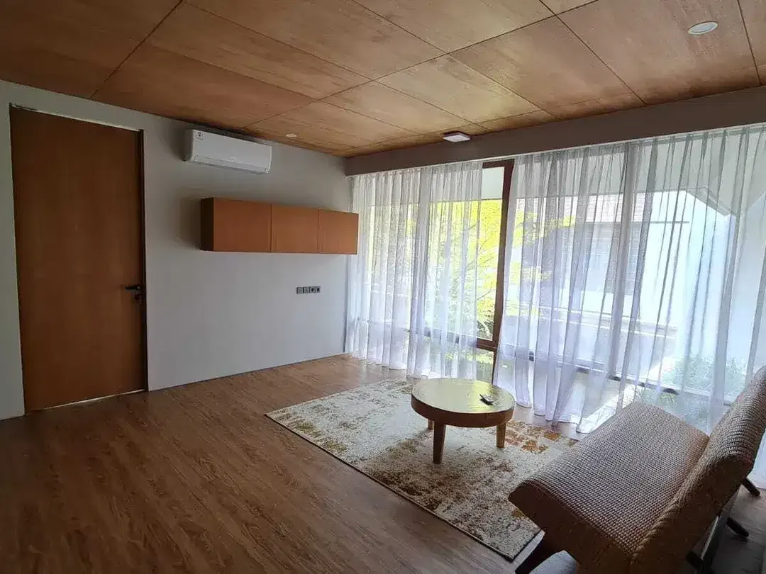 Tropical Modern Villa hanya 1 km ke Pererenan Beach, Canggu, Bali - Image 2 of 10