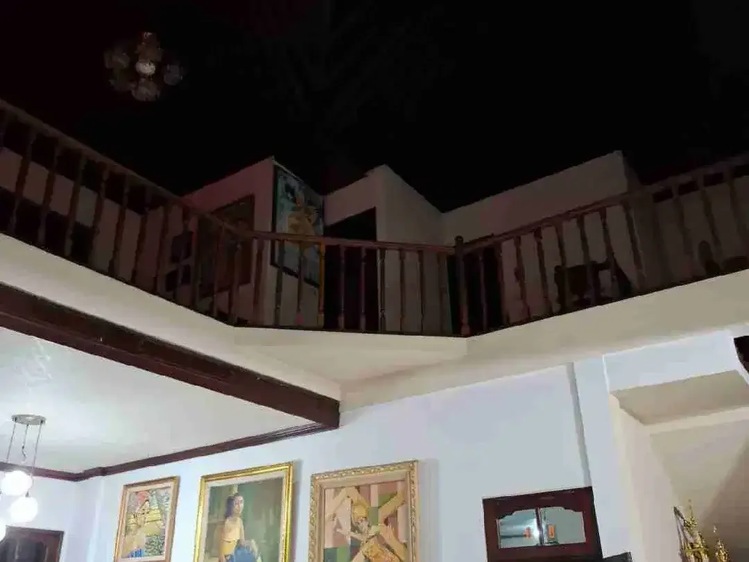 Rumah Kantor 2.5 lantai kebo Iwa Denpasar Bali - Image 9 of 9