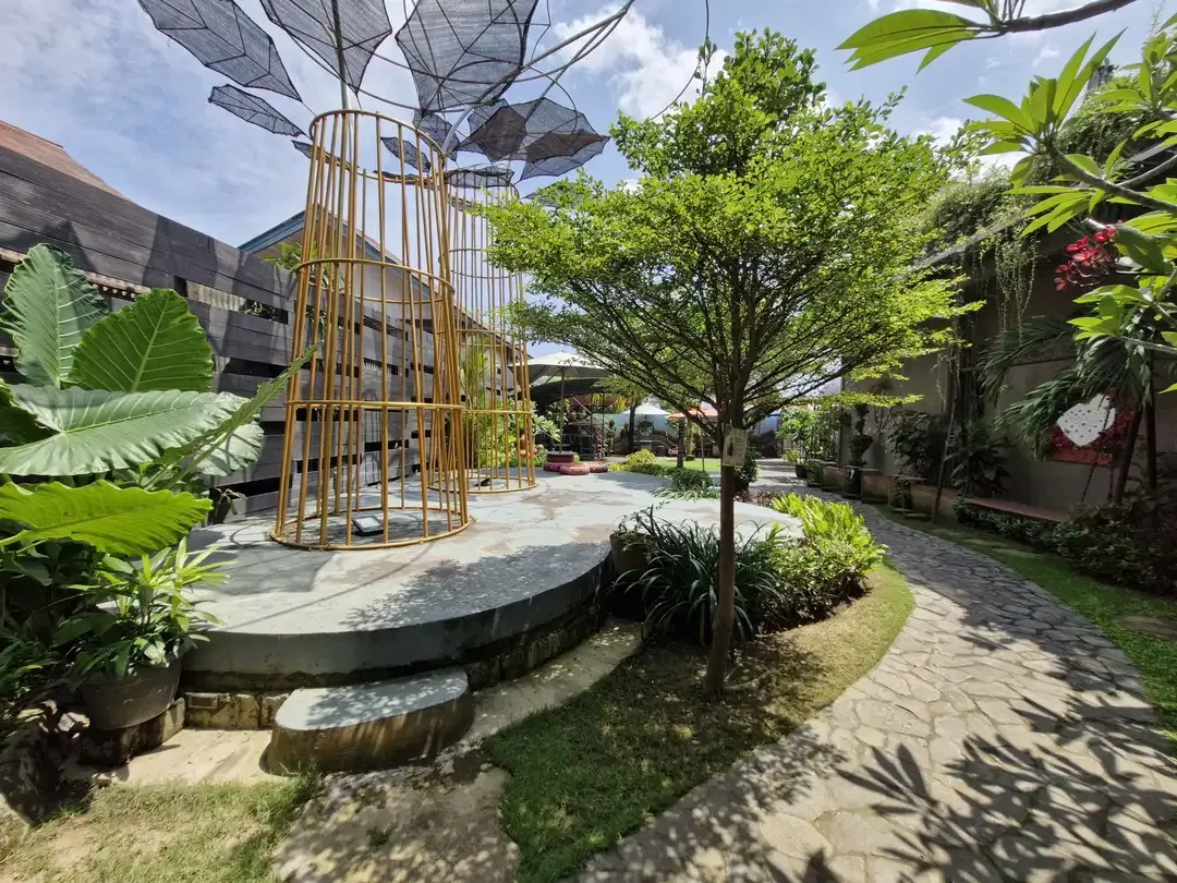 CAFE RESTO DISEWAKAN DI KETEWEL DENGAN OCEAN VIEW - Image 7 of 10