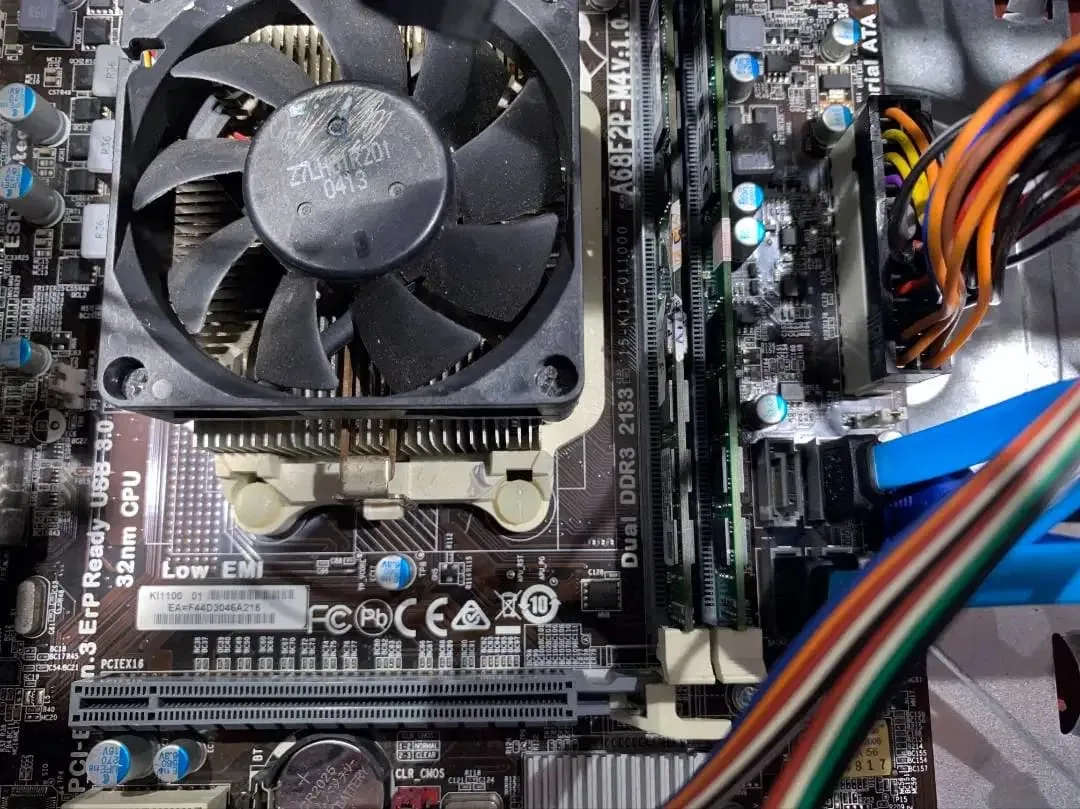 Amd ECS A68F2P-M4v, A6-6400K 4.1GHz,DDR3 8Gb,SSD 240Gb,HDD320Gb - Image 4 of 5